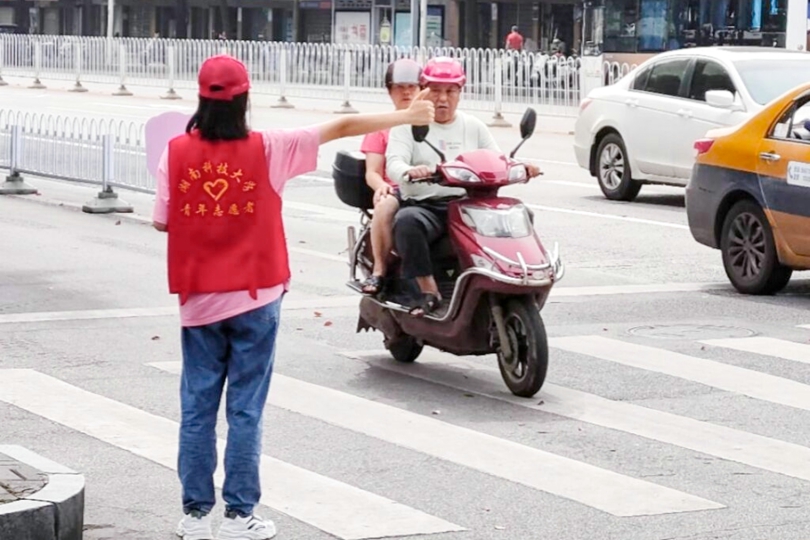 8c3d7f8f797d4238be1faeda0bff7fb9.jpg bevictor伟德官网